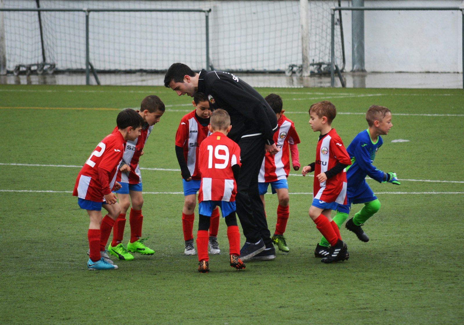 Entrenamiento de fútbol con metodología profesional